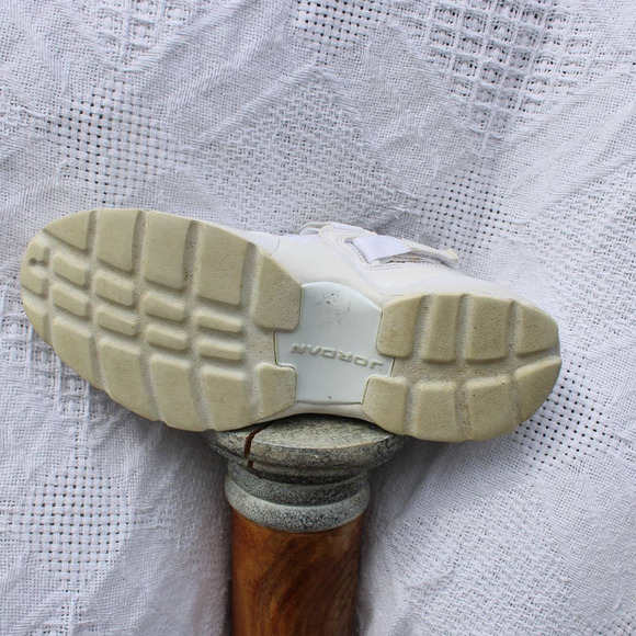 Nike Air Jordan Trunner Triple White sz 8.5 897992-100 - Picture 9 of 10